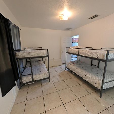 Hostel Milusol Miami Shores Exteriér fotografie